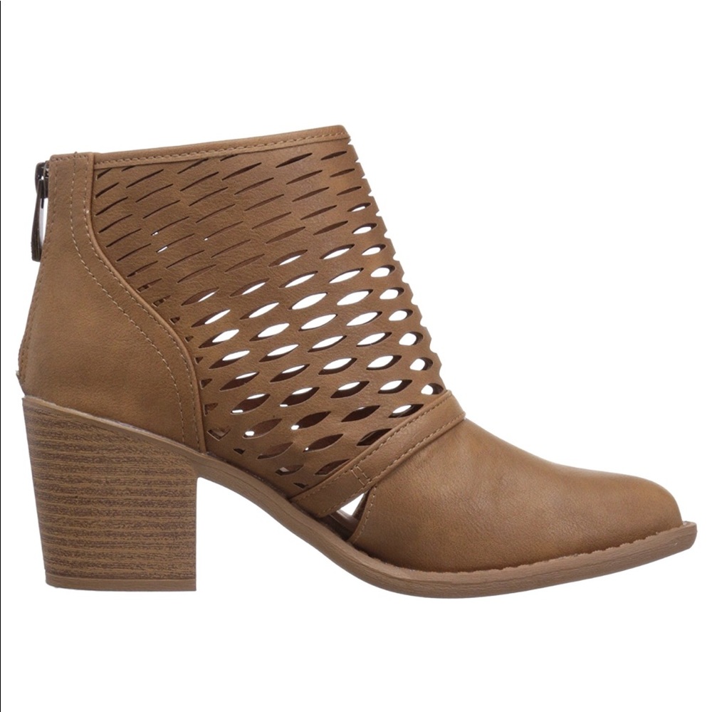 Tan Perforated Western Chunky Heel Ankle Bootie - Picture 3 of 5